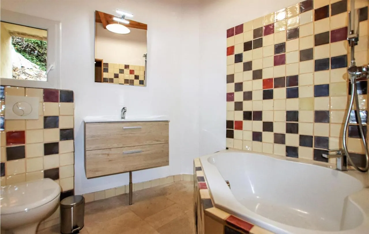 Beautiful Home In Apt With Kitchen Fransa